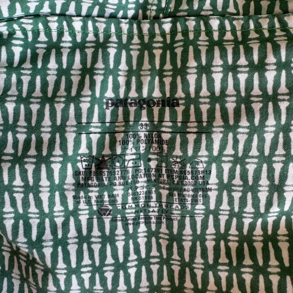 Patagonia Board Shorts Men’s 33 Green Geometric Surf Swim Beach Quick Dry - Picture 13 of 16